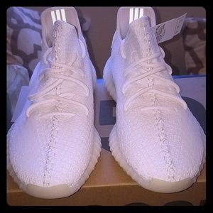 Adidas Yeezy Boost 350 v2 Size 10.5